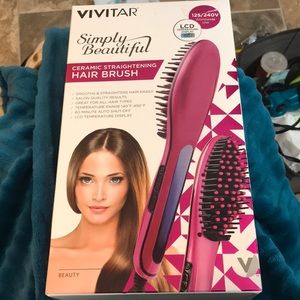 Vivitar Ceramic Straightening Hair Brush NIB